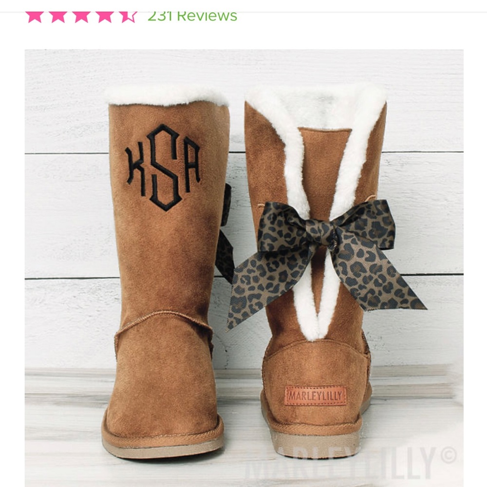 Marleylilly Sherpa Tie Booties (not monogrammed